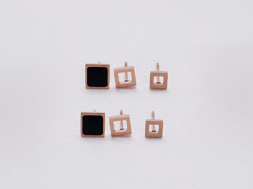 <b><p>Black Clover 6 pieces Surge Steel earring</p></b><b><p>ブラッククローバー6ピース 書かれているカールスチール イヤリング チタン ステンレス</p></b><br /><br /><p align='center'>