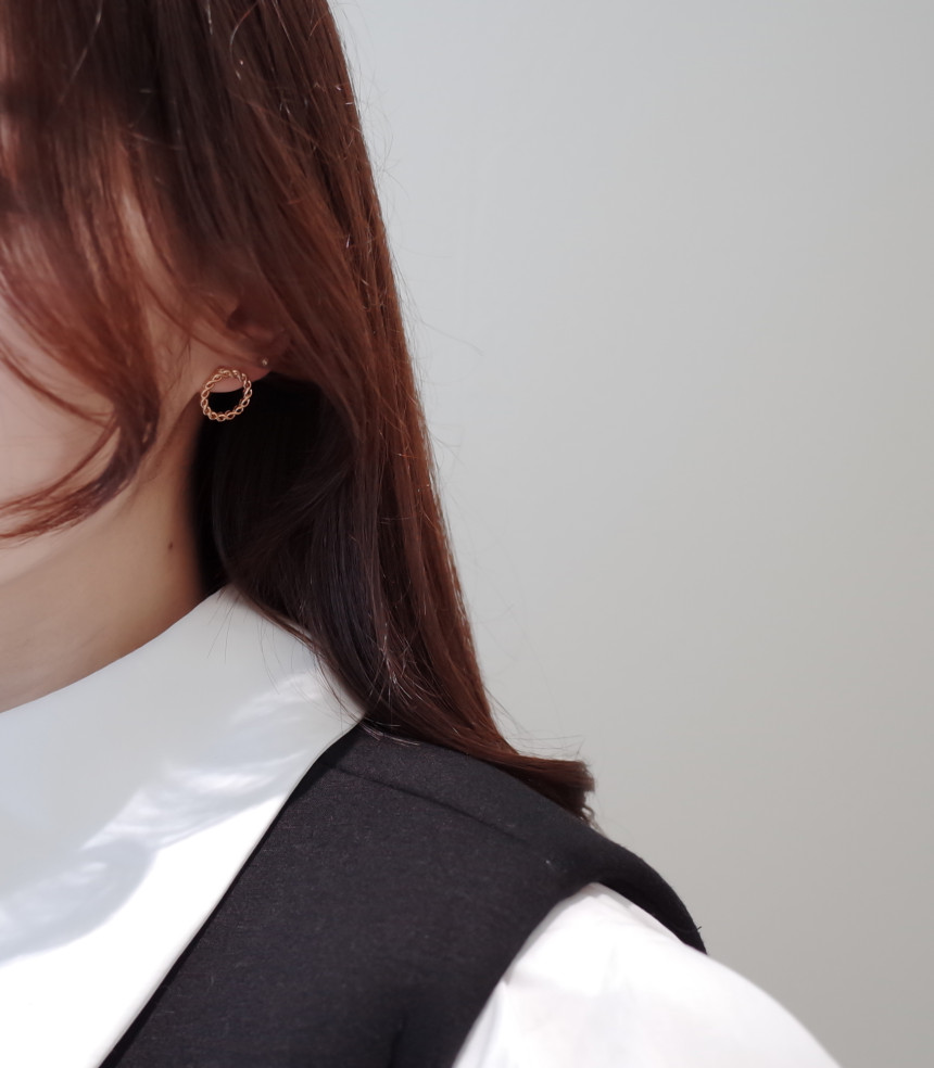 <b><p>Forever 10See Stone ring ear Simple Unique</p></b><b><p>永遠 10See ストーンリング イヤ シンプルユニーク スタイリッシュルック 30代の女性</p></b><br /><br /><p align='center'>