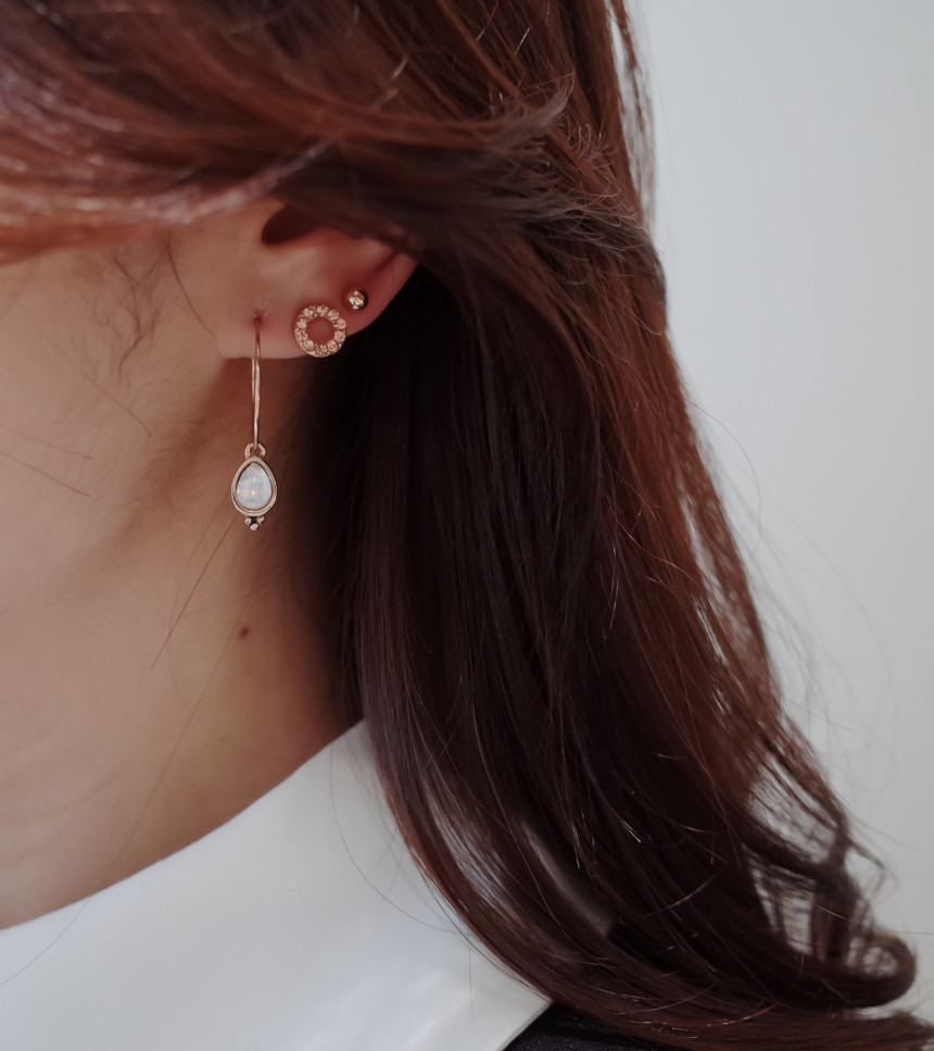 <b><p>Forever 10See Stone ring ear Simple Unique</p></b><b><p>永遠 10See ストーンリング イヤ シンプルユニーク スタイリッシュルック 30代の女性</p></b><br /><br /><p align='center'>