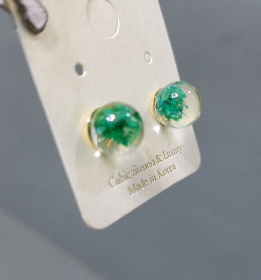 <b><p>Freshwater pearl ball rings limid-edition</p></b><b><p>生花カスミソウボールピアス 限定版 ロマンチックパープル 豪華な おませ ゲストのファッション</p></b><br /><br /><p align='center'>