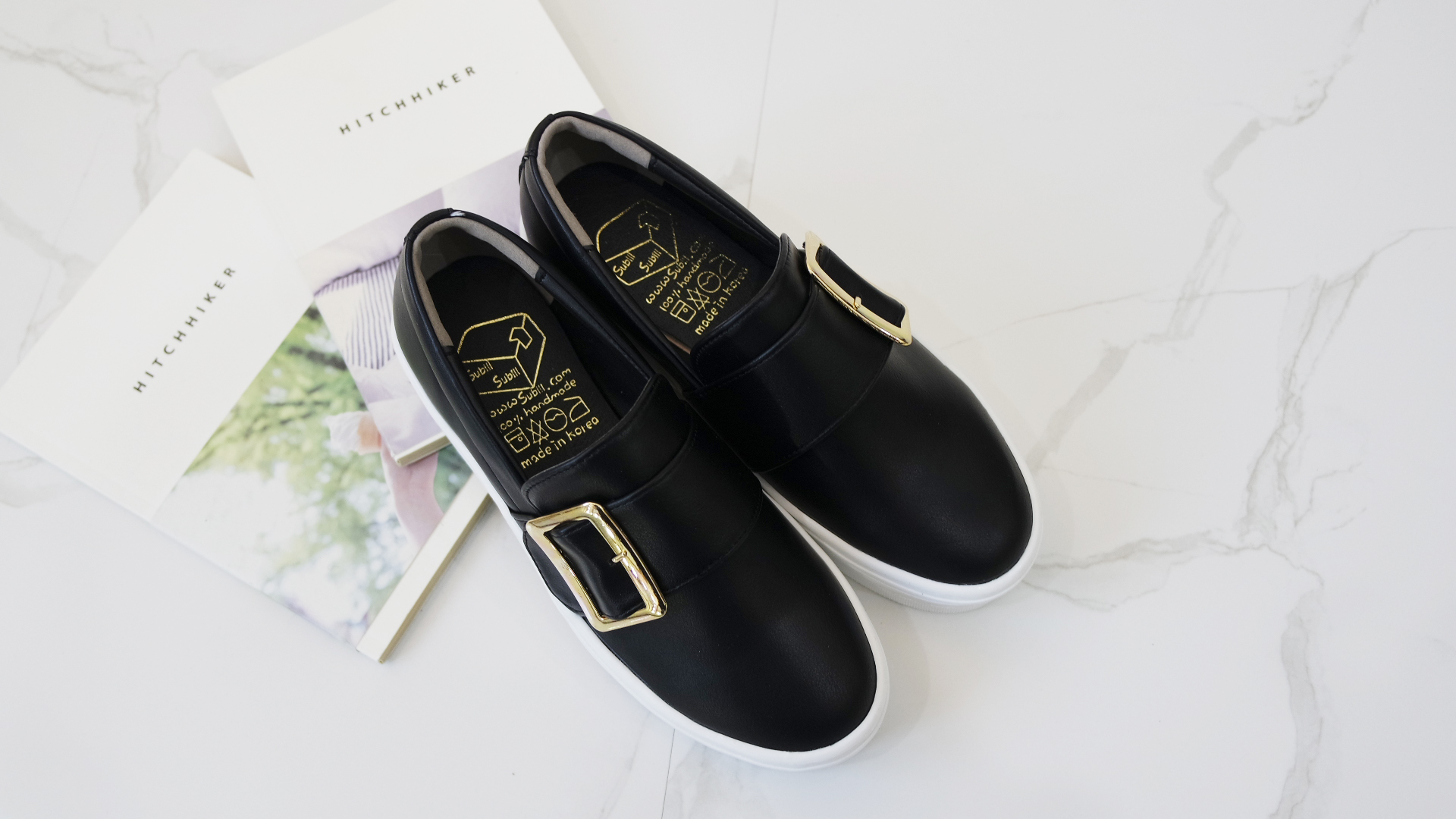 <b><p>Korean Harley squa buck lther Slip-on fema</p></b><b><p>韓国語 ハーレー 正方形 バックル レザー 厚底 スリップオン 女性 スニーカー</p></b><br /><br /><p align='center'>