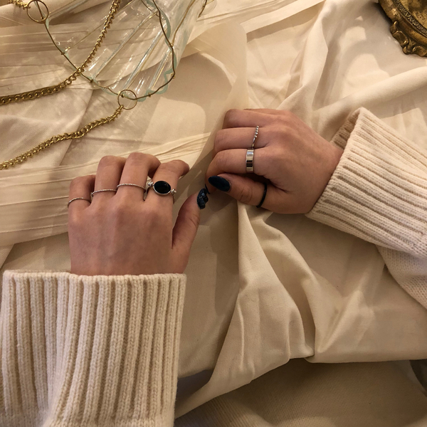 <b><p>black Layered set Ace Index fing Stop right</p></b><b><p>ブラック 重ね着 セット エキ 検知 右手停止 リング 簡単スタイ ユニークアクセサリー</p></b><br /><br /><p align='center'>