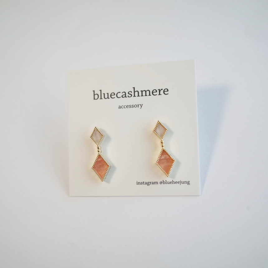 <b><p>Mourning pk Two Tone Drop Earrs Emotial Jewelry</p></b><b><p>無排 ピンク ツートンカラー ドロップイヤリング 感性ジュエリー シンプルな ゲストルック</p></b><br /><br /><p align='center'>