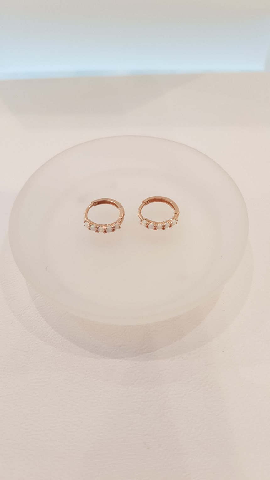 <b><p>Musel 14k Opal One-Touch Earrings DGKE-M343</p></b><b><p>ミュジェル 14kオパールワンタッチピアス DGKE-M343 誕生石 10月に</p></b><br /><br /><p align='center'>