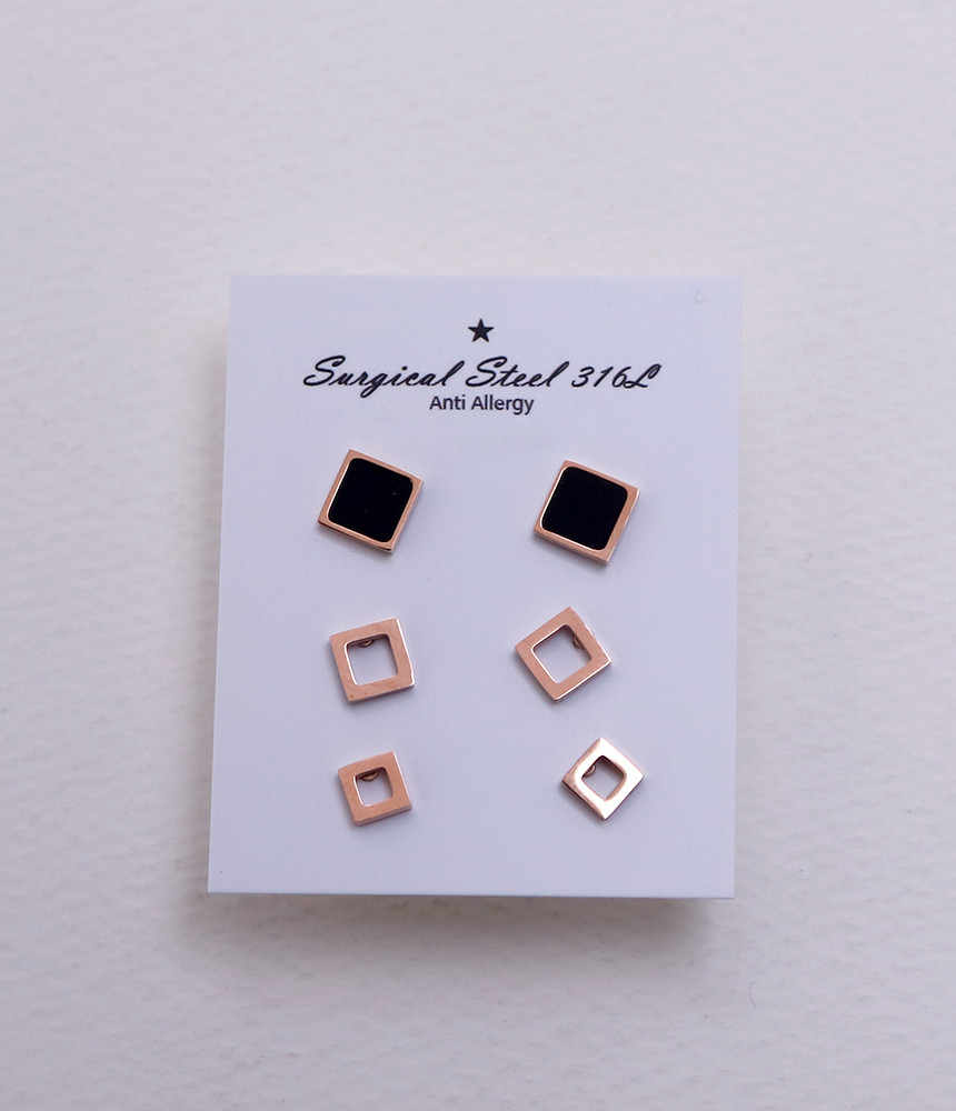 <b><p>Black Square 6 pieces Surge Steel ering titanium</p></b><b><p>ブラックスクエア6ピース 書かれているカールスチール イヤリング チタン ステンレス</p></b><br /><br /><p align='center'>