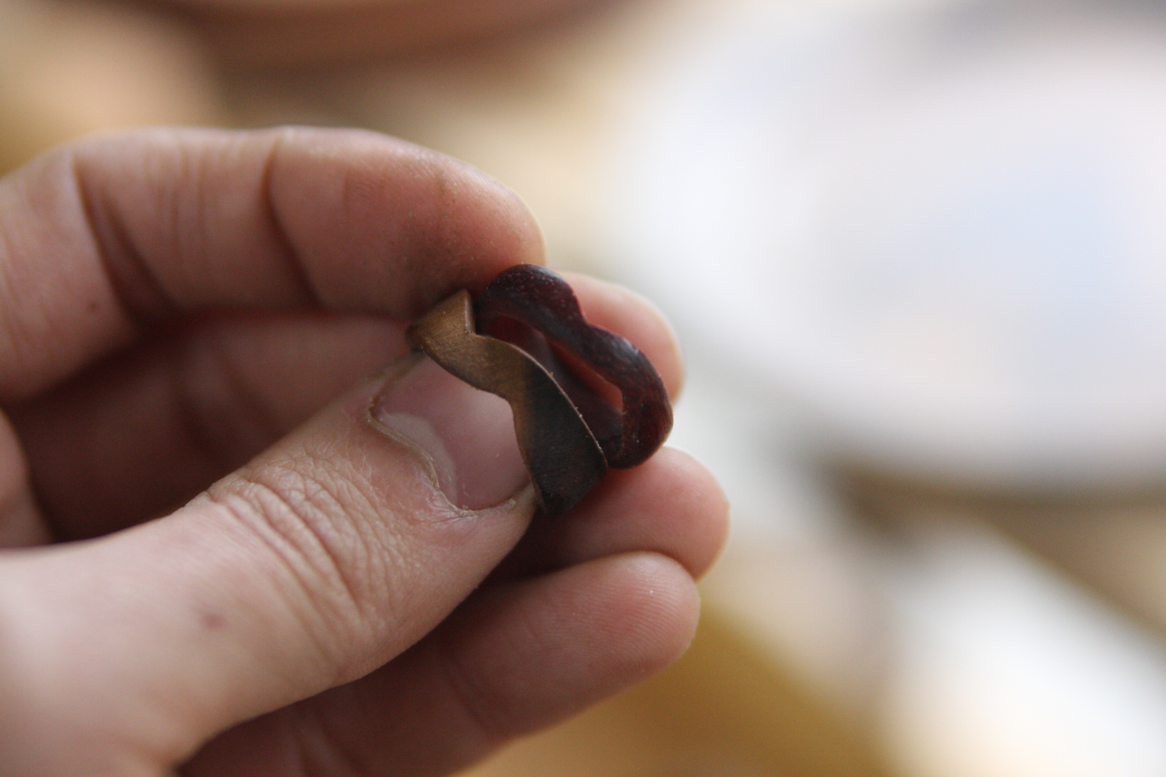 <b><p>Wood ring Butterfly sp Annivsary Emotional</p></b><b><p>木のリング 蝶型 春 記念日 感性ジュエリー アンティークスタイル ユニな ウッド</p></b><br /><br /><p align='center'>