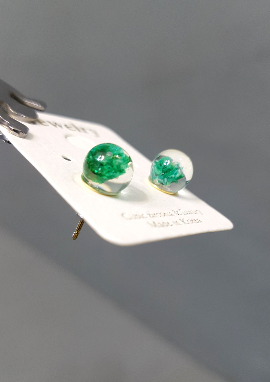 <b><p>Freshwater pearl ball rings limid-edition</p></b><b><p>生花カスミソウボールピアス 限定版 ロマンチックパープル 豪華な おませ ゲストのファッション</p></b><br /><br /><p align='center'>