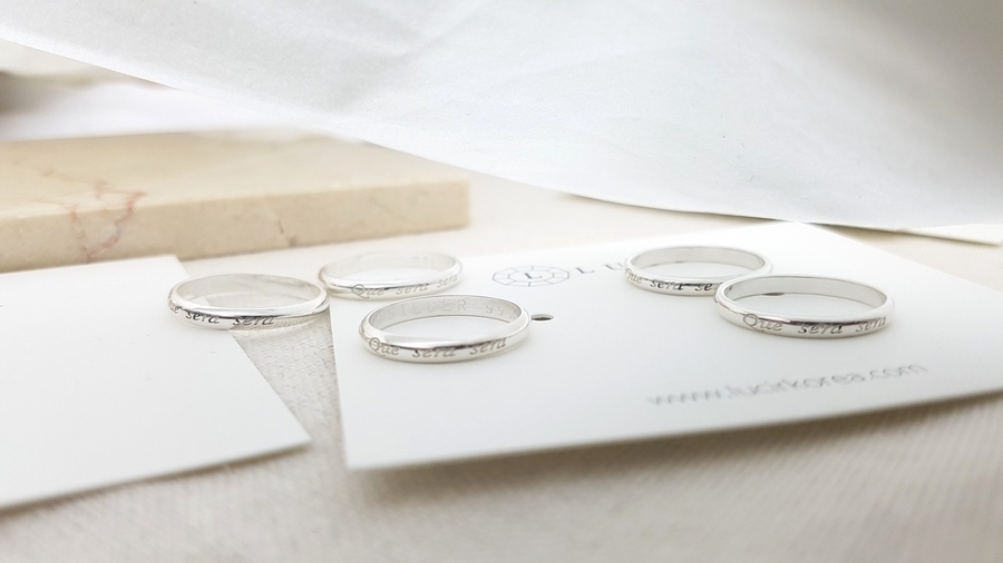 <b><p>99 silv Sr Engage ri 3mm, 5.4 eraable Annisary</p></b><b><p>99シルバー ウンガラクジ アンゲージ リング 3mm、4mm、5.4mm、5.7mm、刻印可能</p></b><br /><br /><p align='center'>