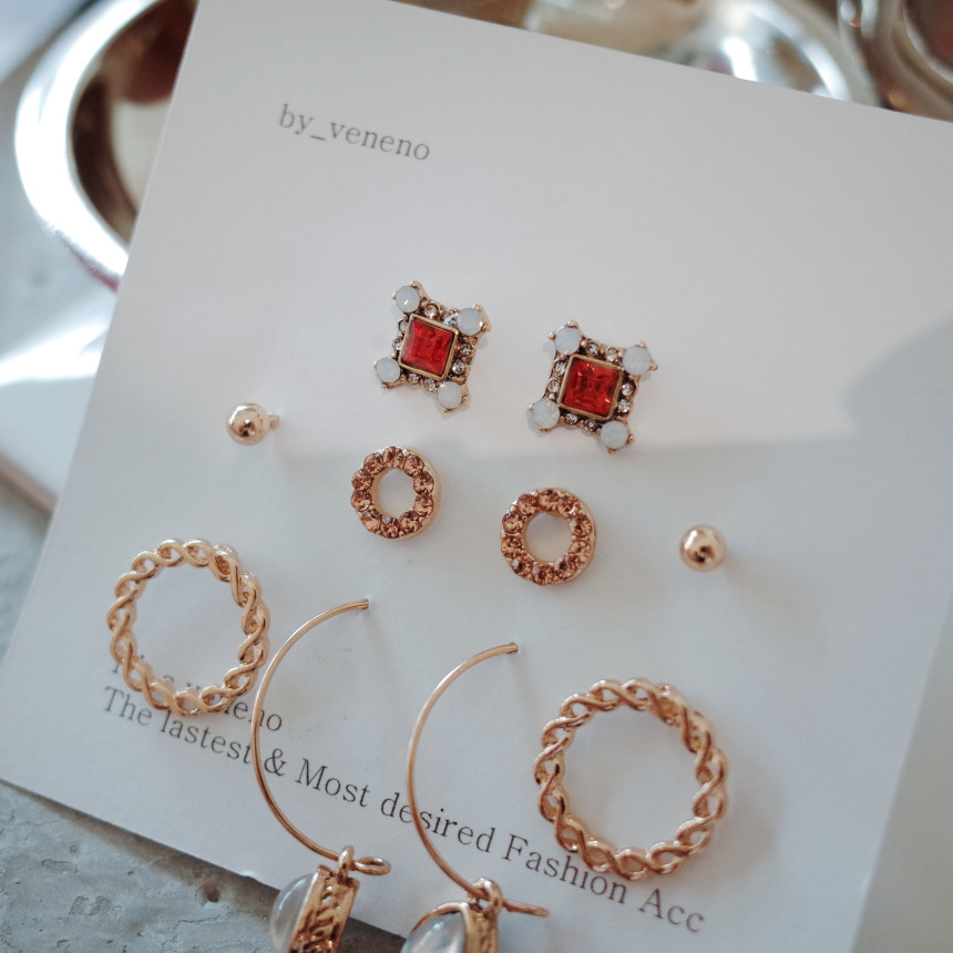 <b><p>Forever 10See Stone ring ear Simple Unique</p></b><b><p>永遠 10See ストーンリング イヤ シンプルユニーク スタイリッシュルック 30代の女性</p></b><br /><br /><p align='center'>