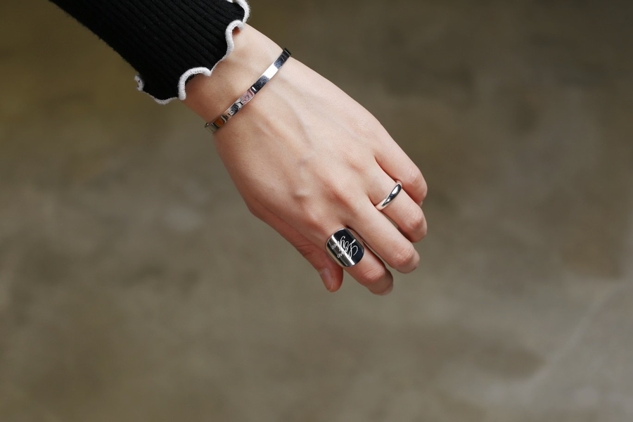 <b><p>99 silv Sr Engage ri 3mm, 5.4 eraable Annisary</p></b><b><p>99シルバー ウンガラクジ アンゲージ リング 3mm、4mm、5.4mm、5.7mm、刻印可能</p></b><br /><br /><p align='center'>