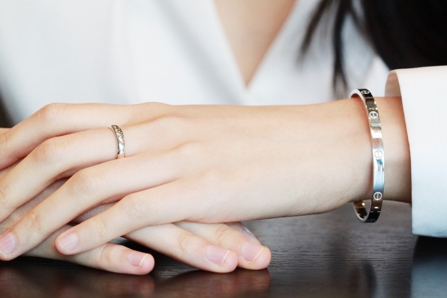 <b><p>99 silv Sr Engage ri 3mm, 5.4 eraable Annisary</p></b><b><p>99シルバー ウンガラクジ アンゲージ リング 3mm、4mm、5.4mm、5.7mm、刻印可能</p></b><br /><br /><p align='center'>