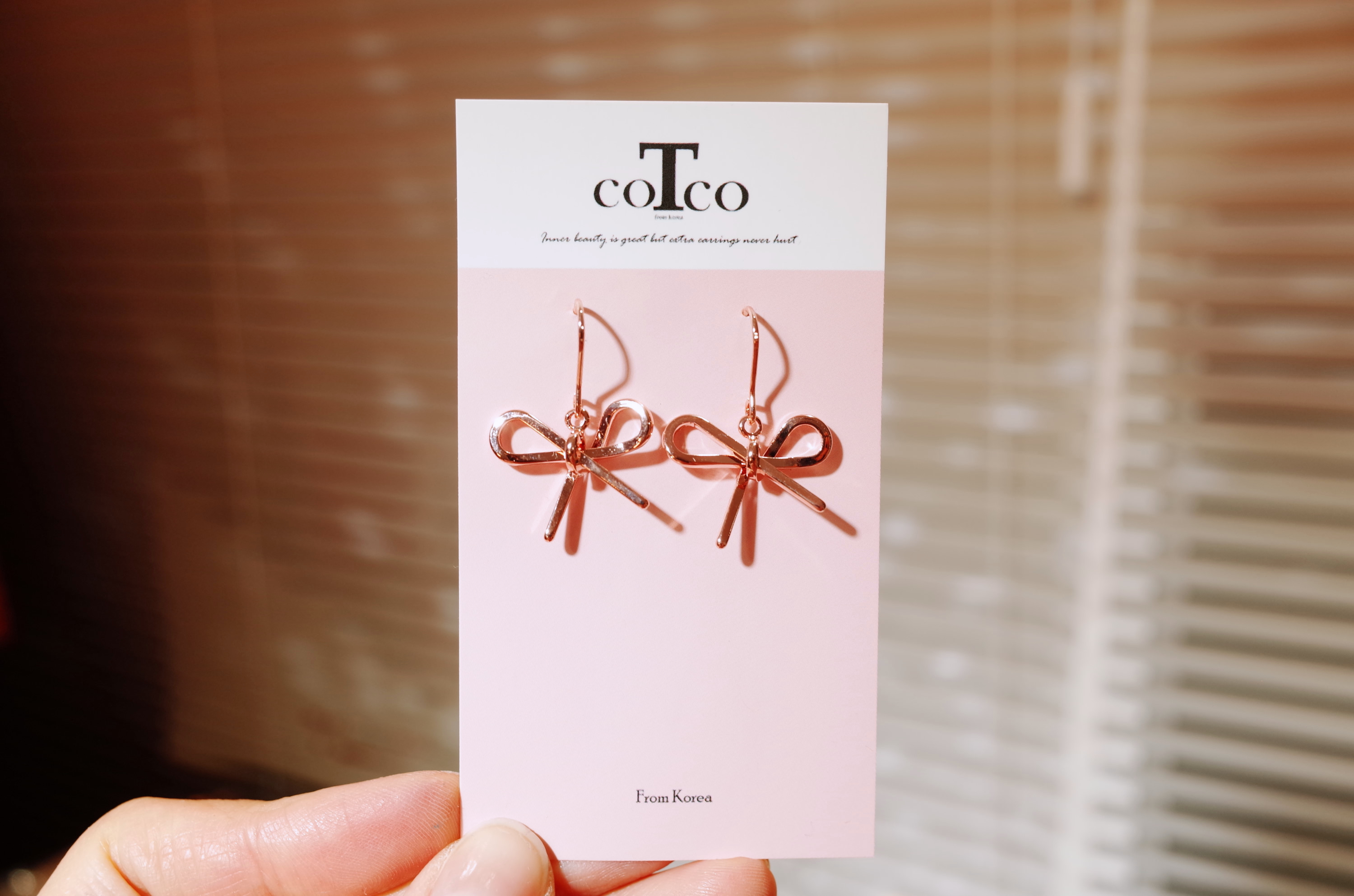 <b><p>girl ribbon hook earng</p></b><b><p>少女 リボン フック イヤリング</p></b><br /><br /><p align='center'>