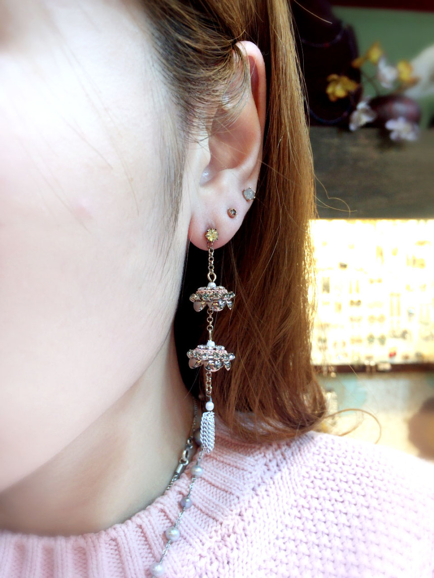 <b><p>Handmade Romtic lamplight earring</p></b><b><p>手作り ロマンチックな ランタン イヤリング</p></b><br /><br /><p align='center'>