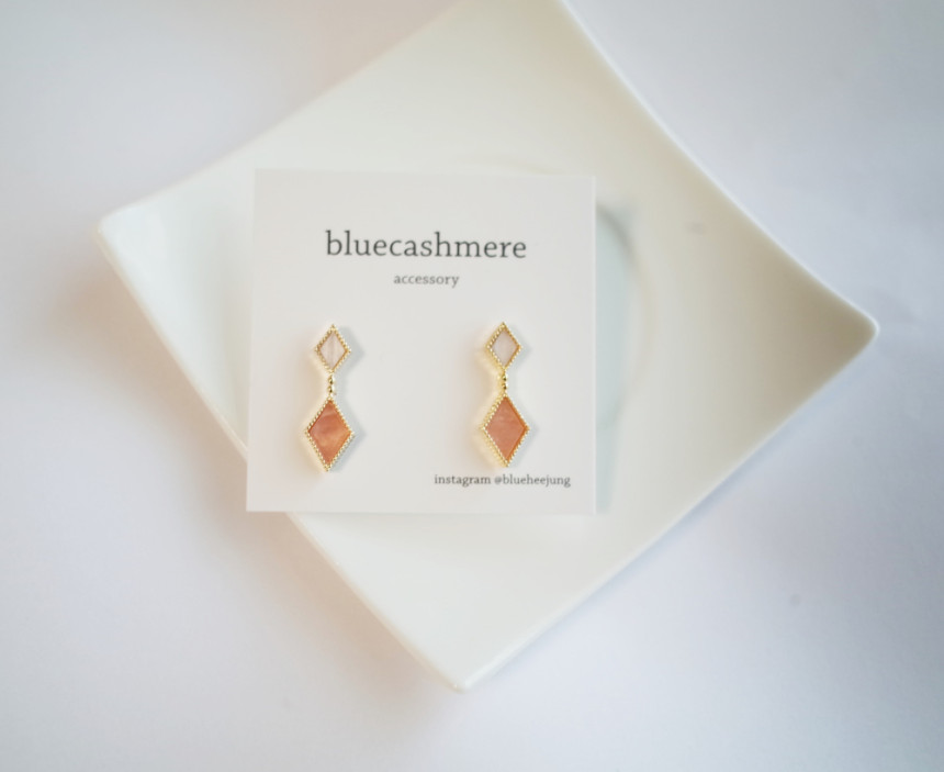 <b><p>Mourning pk Two Tone Drop Earrs Emotial Jewelry</p></b><b><p>無排 ピンク ツートンカラー ドロップイヤリング 感性ジュエリー シンプルな ゲストルック</p></b><br /><br /><p align='center'>