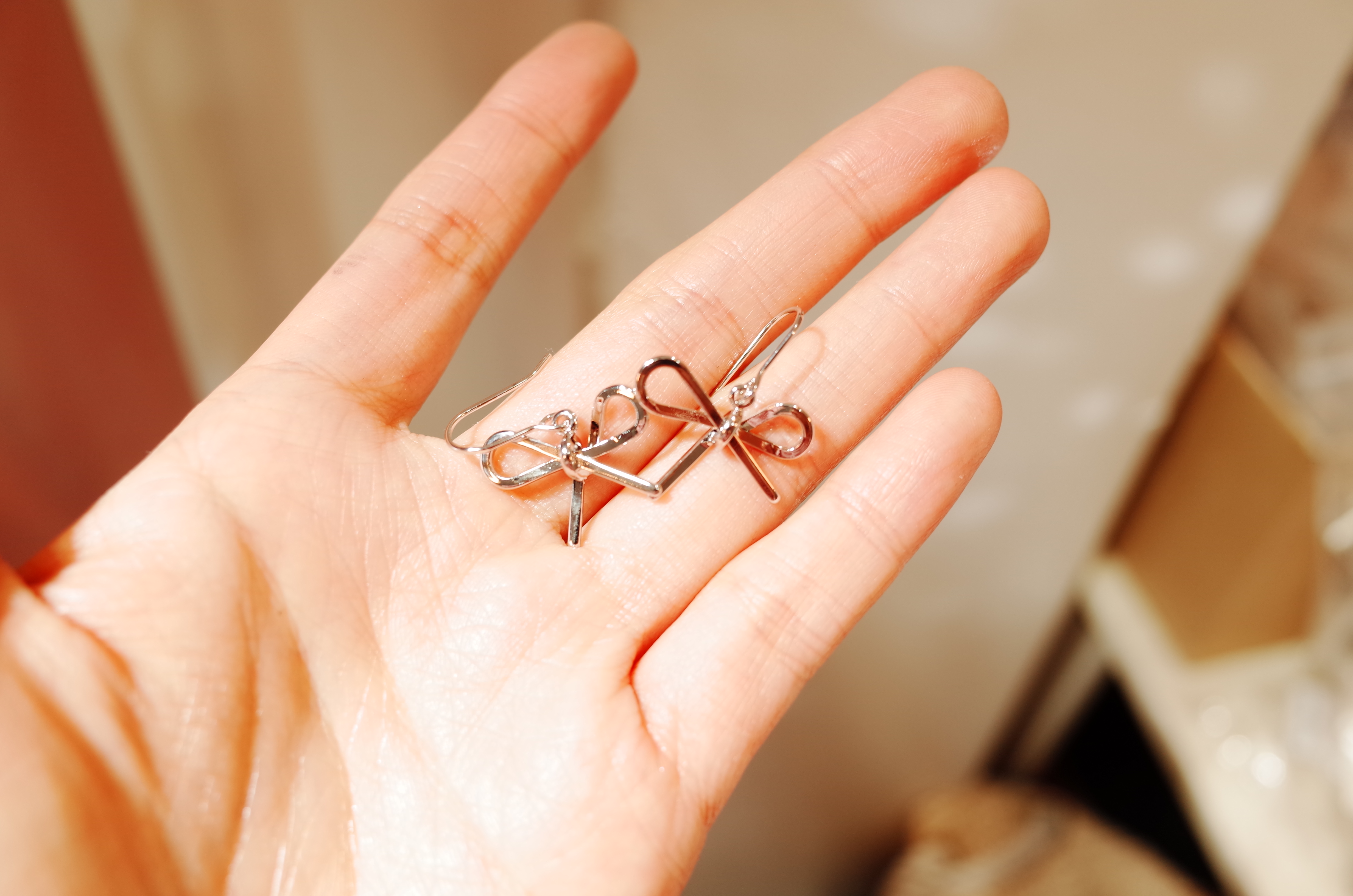 <b><p>girl ribbon hook earng</p></b><b><p>少女 リボン フック イヤリング</p></b><br /><br /><p align='center'>