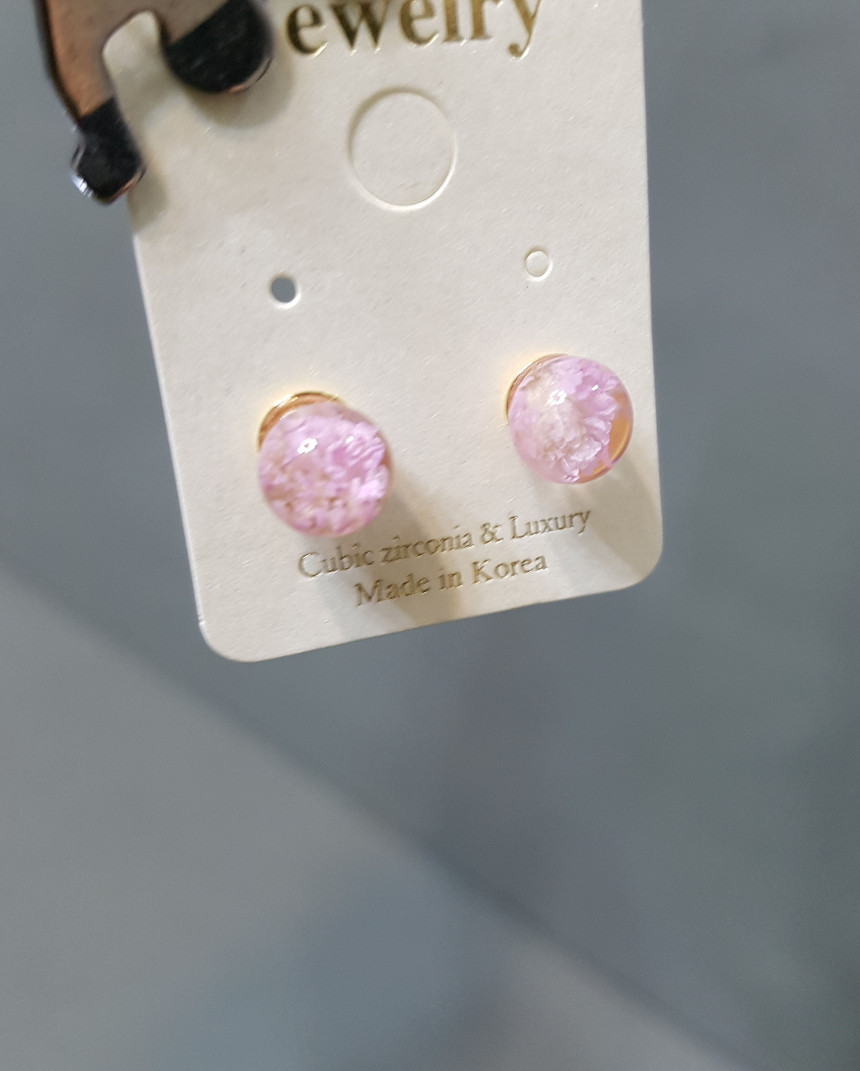 <b><p>Freshwater pearl ball rings limid-edition</p></b><b><p>生花カスミソウボールピアス 限定版 ロマンチックパープル 豪華な おませ ゲストのファッション</p></b><br /><br /><p align='center'>