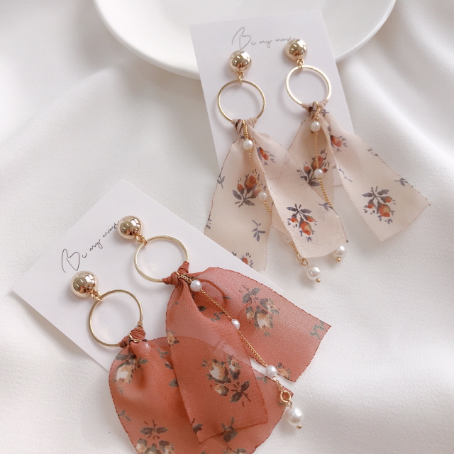 <b><p>Mary Jane Chiffon flower Pel Drop eing 3</p></b><b><p>メアリー・ジェーン シフォン フラワー 真珠 ドロップ イヤリング 3 色 レース</p></b><br /><br /><p align='center'>