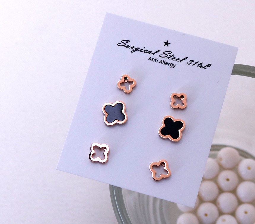 <b><p>Black Clover 6 pieces Surge Steel earring</p></b><b><p>ブラッククローバー6ピース 書かれているカールスチール イヤリング チタン ステンレス</p></b><br /><br /><p align='center'>