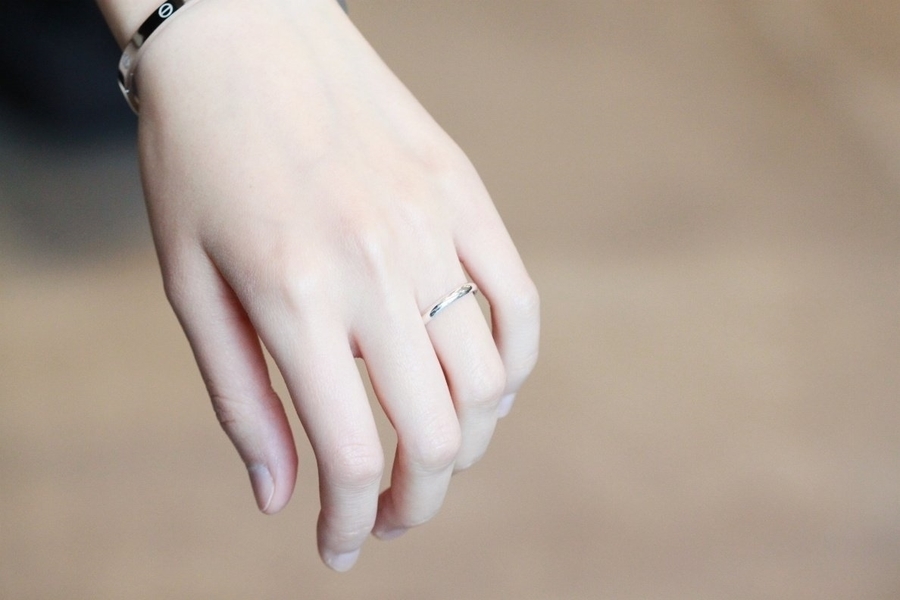 <b><p>99 silv Sr Engage ri 3mm, 5.4 eraable Annisary</p></b><b><p>99シルバー ウンガラクジ アンゲージ リング 3mm、4mm、5.4mm、5.7mm、刻印可能</p></b><br /><br /><p align='center'>