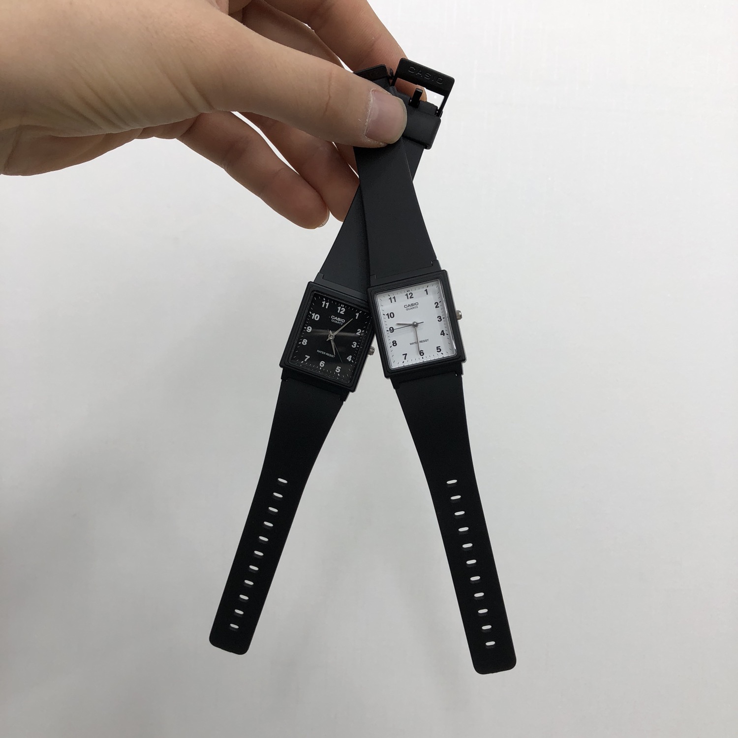 <b><p>Unisex Casio Square Watch 2color daily uple</p></b><b><p>ユニセックス カシオスクエア腕時計 2色 デイリー カップル おおティディ 20代の男性</p></b><br /><br /><p align='center'>