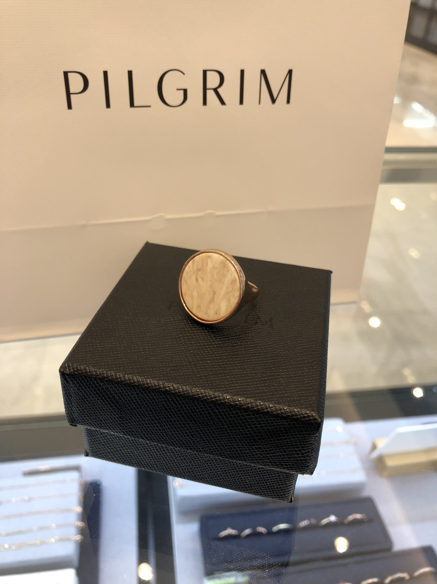 <b><p>Pilgrim stone point ng 17181-4704 Day Ears</p></b><b><p>ピルグリム 原石 ポイント リング 17181-4704 デイリーピアス 魅力のあるスタイル</p></b><br /><br /><p align='center'>