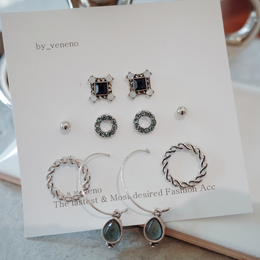 <b><p>Forever 10See Stone ring ear Simple Unique</p></b><b><p>永遠 10See ストーンリング イヤ シンプルユニーク スタイリッシュルック 30代の女性</p></b><br /><br /><p align='center'>