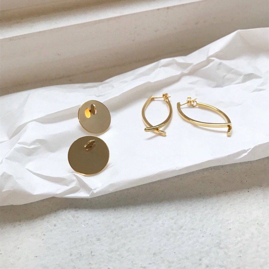 <b><p>Topp_Course Unique Refined By feelg Varis</p></b><b><p>フ_コースリング ユニークで 洗練された 感じで 複数 雰囲気で 演出 ある ミニマルな</p></b><br /><br /><p align='center'>