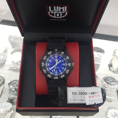<b><p>Luminox SEA XS.3003 20's couple Smer Vacation</p></b><b><p>ルミノックス 海 XS.3003 20代 カップル 夏休み 四季 一つだけで説得力の</p></b><br /><br /><p align='center'>