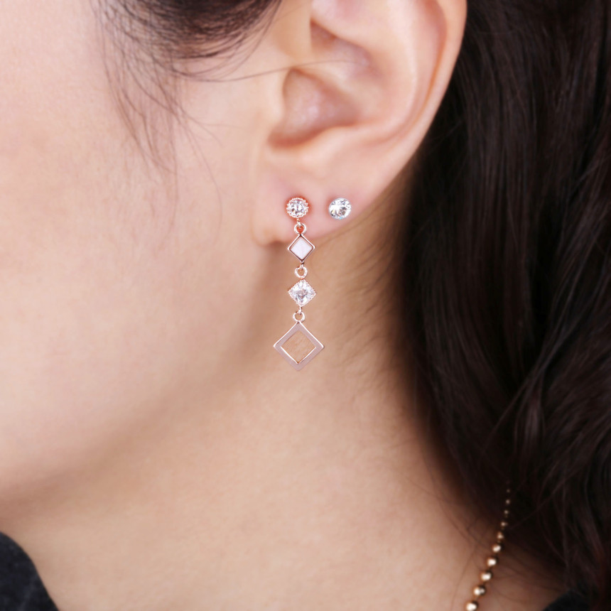 <b><p>Bollare Rhombus cape drop erings SPE421 Refed</p></b><b><p>ボラレ 菱形螺鈿ドロップイヤリング SPE421 洗練された 飾るドゥトアン飾るよう</p></b><br /><br /><p align='center'>