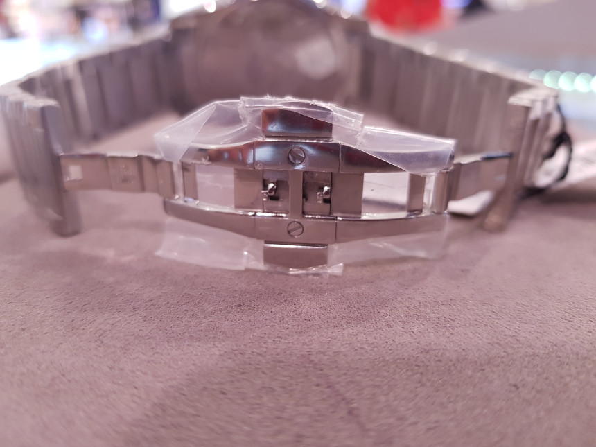 <b><p>Emporio Armani men tal clock AR11083 neat</p></b><b><p>エンポリオ アルマーニ 男性用 メタル 時計 AR11083 すっきりとした 豪華な</p></b><br /><br /><p align='center'>