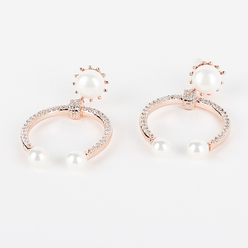 <b><p>Lons Cubic Ellipse Drop Pearl ring Feme coordati</p></b><b><p>ローンズ キュービック 楕円 ドロップ 真珠 イヤリング フェミニンコーディネート</p></b><br /><br /><p align='center'>
