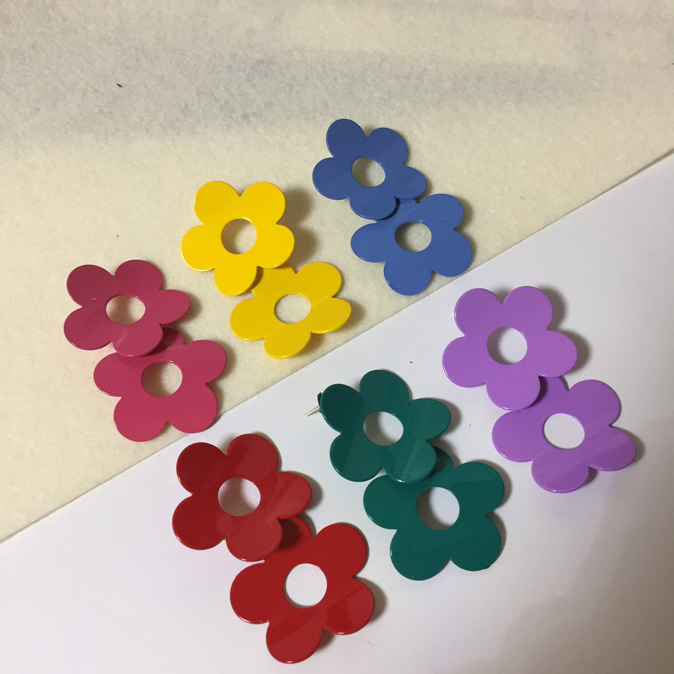 <b><p>flower Bold Fr Retro Kim Na Young st cor</p></b><b><p>フラワー ボールド 花 レトロ キム・ナヨン セント カラー ポイ ドロップ イヤリング</p></b><br /><br /><p align='center'>