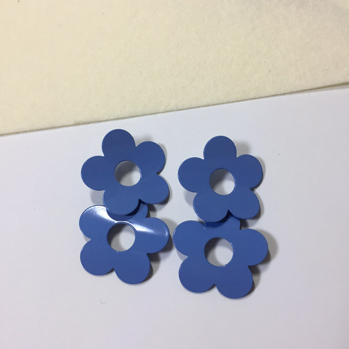 <b><p>flower Bold Fr Retro Kim Na Young st cor</p></b><b><p>フラワー ボールド 花 レトロ キム・ナヨン セント カラー ポイ ドロップ イヤリング</p></b><br /><br /><p align='center'>