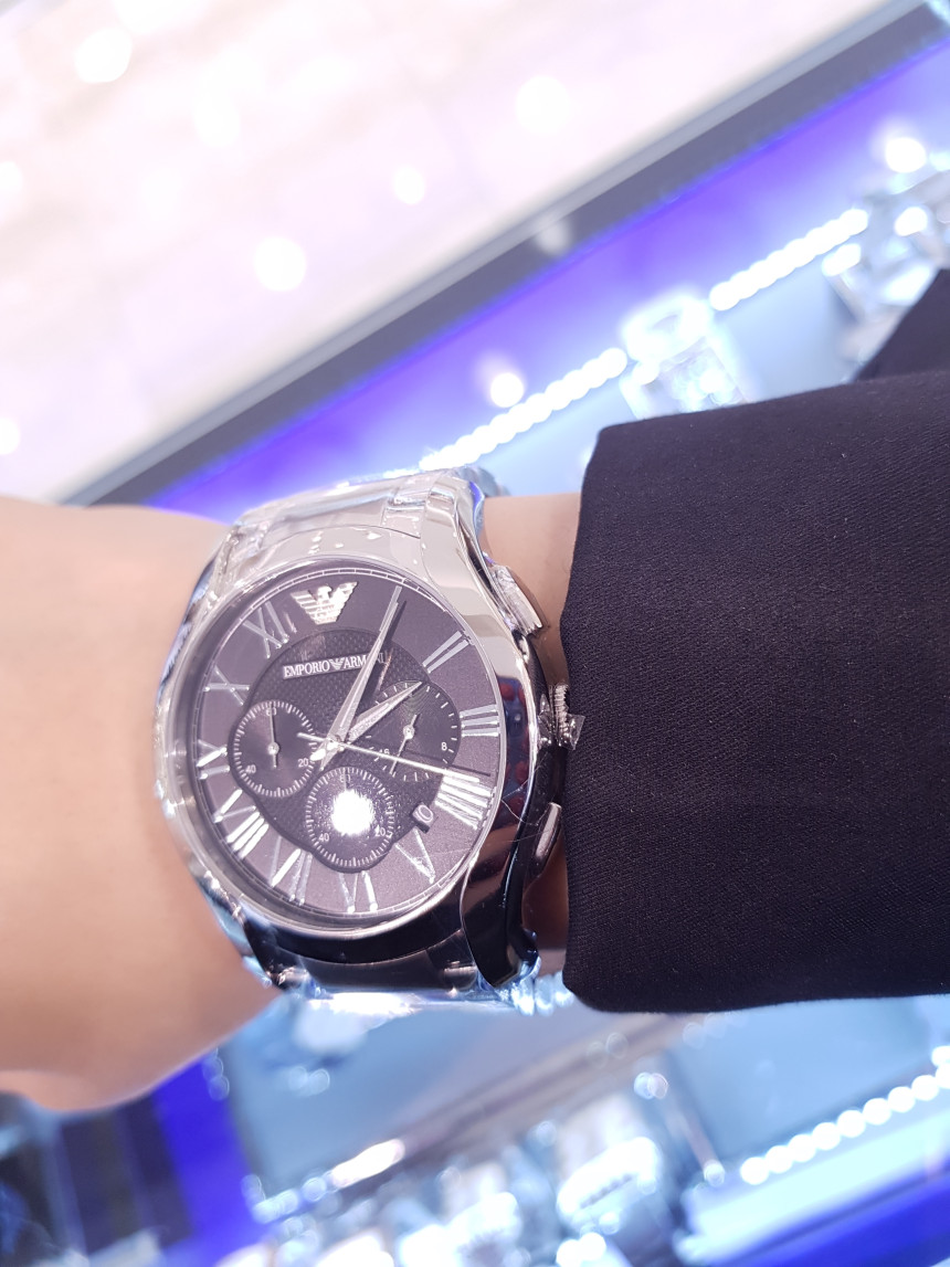 <b><p>Emporio Armani men tal clock AR11083 neat</p></b><b><p>エンポリオ アルマーニ 男性用 メタル 時計 AR11083 すっきりとした 豪華な</p></b><br /><br /><p align='center'>