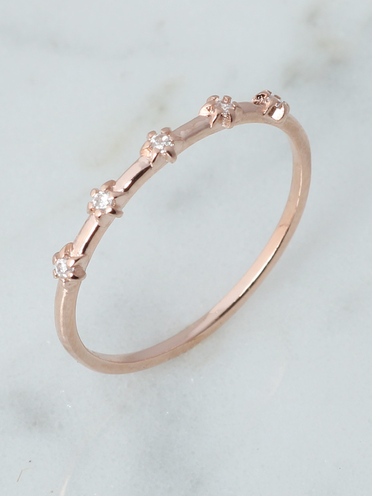 <b><p>Spring new arval Silver bum Glitt St se Layed</p></b><b><p>春身上 銀の指輪 輝く 別セッティング 重ね着 センスある コーディネート ペピスタイル</p></b><br /><br /><p align='center'>