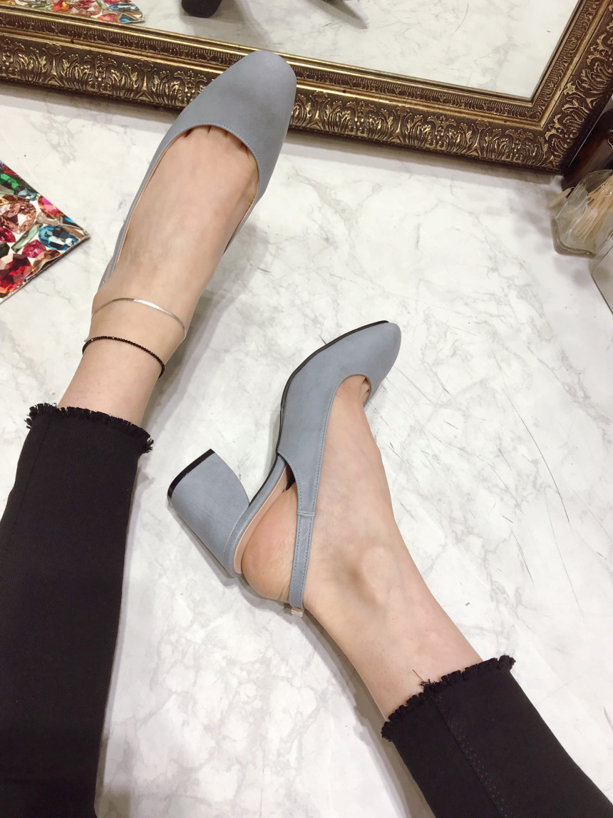 <b><p>Korean Specials Slim Squa nose Middle el</p></b><b><p>Korean特価 スリムな 正方形の鼻 ミドルヒール ングベクヒル 5cm、7cm</p></b><br /><br /><p align='center'>