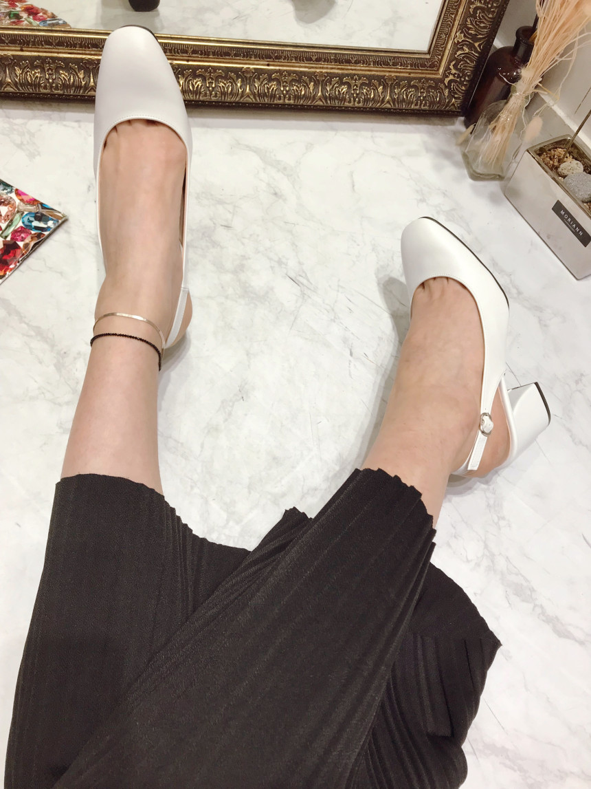 <b><p>Korean Specials Slim Squa nose Middle el</p></b><b><p>Korean特価 スリムな 正方形の鼻 ミドルヒール ングベクヒル 5cm、7cm</p></b><br /><br /><p align='center'>