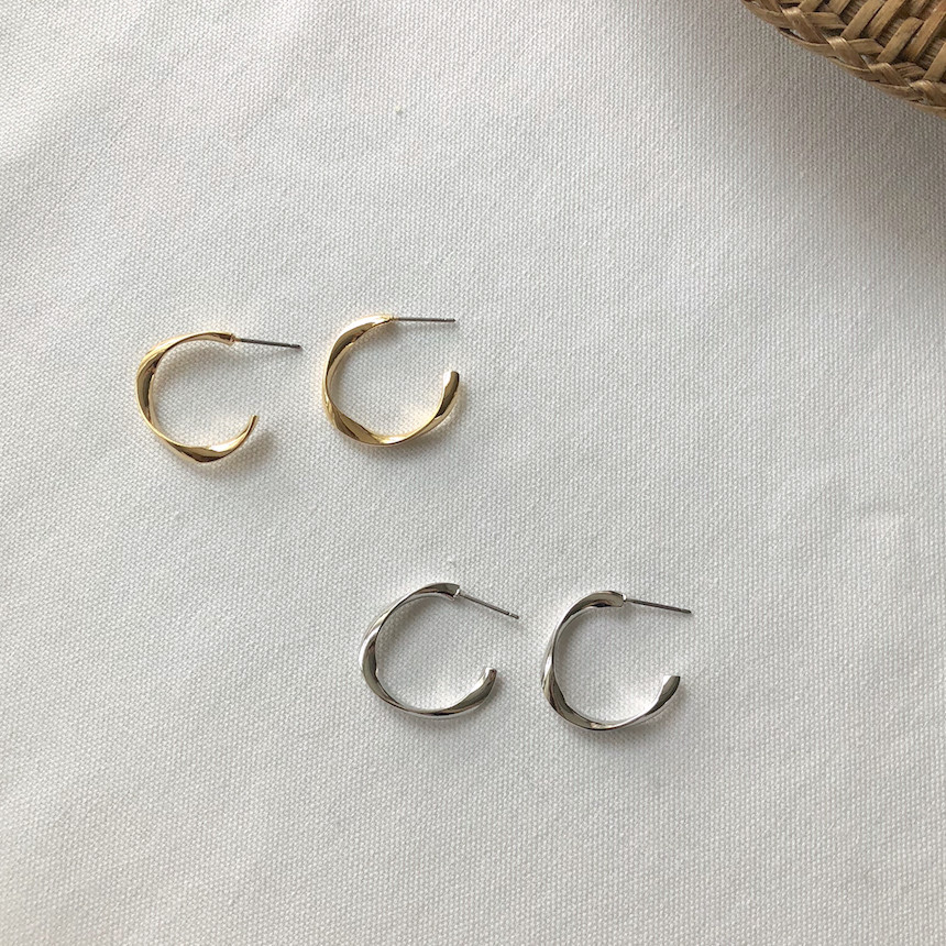 <b><p>daily medium Ring earrs acc709 basic Good</p></b><b><p>デイリー ミディアム リングピアス acc709 基本 ベーシック 無難な メタル</p></b><br /><br /><p align='center'>