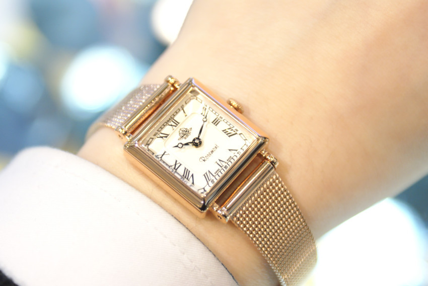 <b><p>Rose Mont NOSTALGIA SQUARE gold White NS-011RVR-MT</p></b><b><p>ローズモン ノスタルジア 平方 ゴールド ホワイト NS-011RVR-MT 豪華な</p></b><br /><br /><p align='center'>