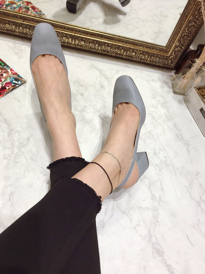 <b><p>Korean Specials Slim Squa nose Middle el</p></b><b><p>Korean特価 スリムな 正方形の鼻 ミドルヒール ングベクヒル 5cm、7cm</p></b><br /><br /><p align='center'>