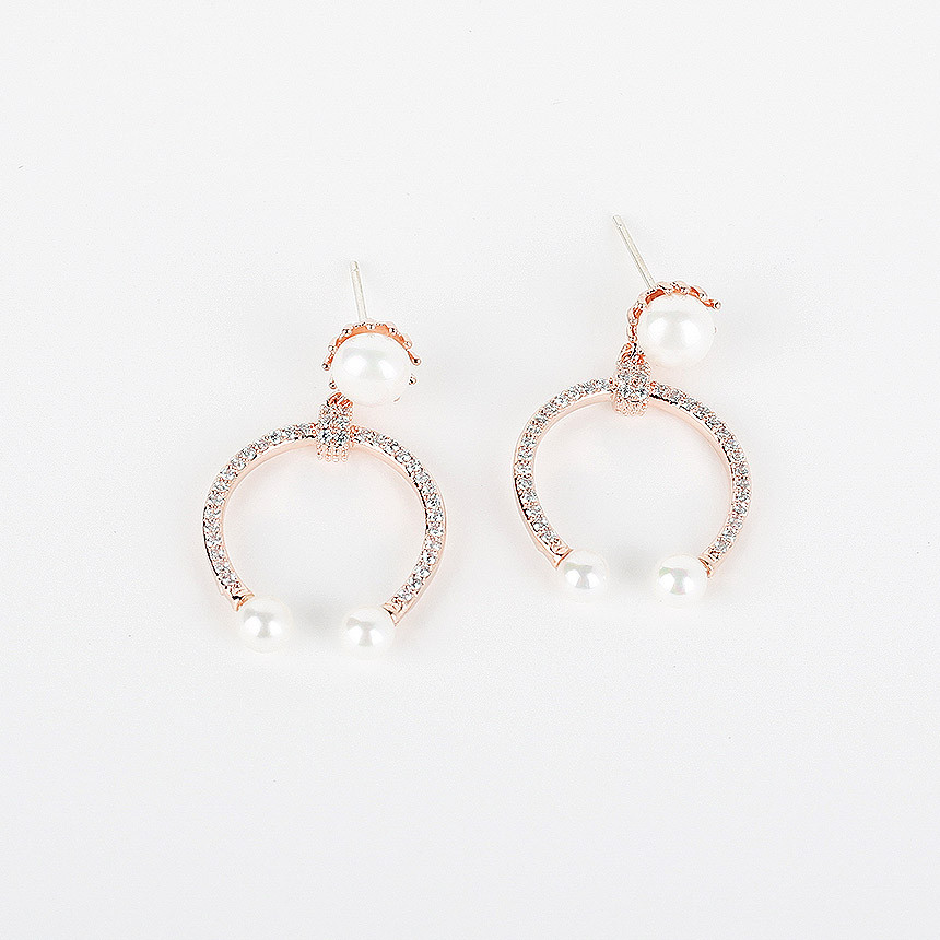 <b><p>Lons Cubic Ellipse Drop Pearl ring Feme coordati</p></b><b><p>ローンズ キュービック 楕円 ドロップ 真珠 イヤリング フェミニンコーディネート</p></b><br /><br /><p align='center'>