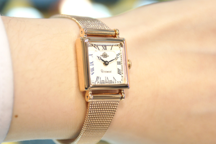 <b><p>Rose Mont NOSTALGIA SQUARE gold White NS-011RVR-MT</p></b><b><p>ローズモン ノスタルジア 平方 ゴールド ホワイト NS-011RVR-MT 豪華な</p></b><br /><br /><p align='center'>