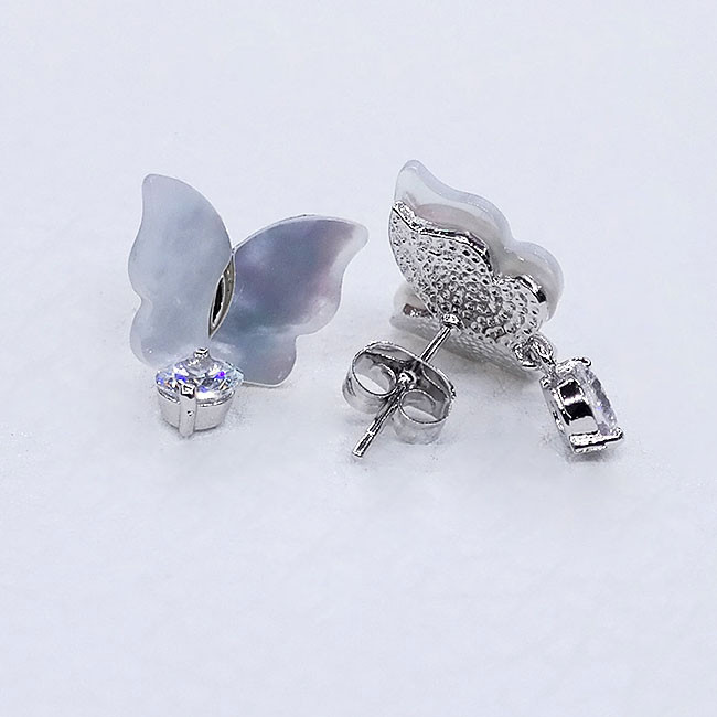 <b><p>Eileen Natty Buerfly Earrings ajje18357 Vivid</p></b><b><p>アイリーン 螺鈿の弓のイヤリング ajje18357 生気溌剌と 特別な贈り物 センスのある女性</p></b><br /><br /><p align='center'>