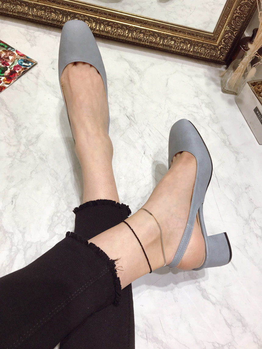 <b><p>Korean Specials Slim Squa nose Middle el</p></b><b><p>Korean特価 スリムな 正方形の鼻 ミドルヒール ングベクヒル 5cm、7cm</p></b><br /><br /><p align='center'>