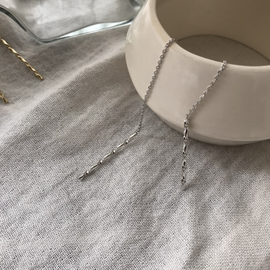 <b><p>Twi City stick Long Chain drop earris Modern</p></b><b><p>ツイ時 スティック ロング チェーンドロップピアス モダンシ フレンチスタイル シンプルユニーク</p></b><br /><br /><p align='center'>
