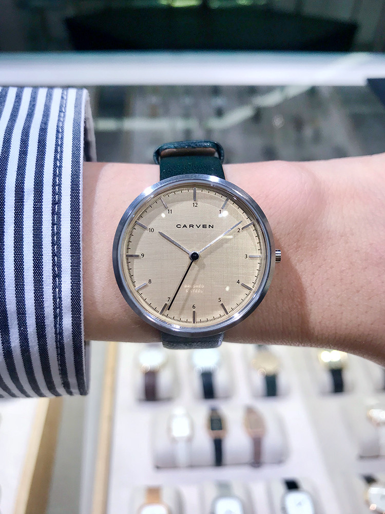 <b><p>Carvin agast CV610S-WH 14SV Women's Watches</p></b><b><p>カルバン に対して CV610S-WH 14SV レディース時計 20代 スタイリッシュな</p></b><br /><br /><p align='center'>