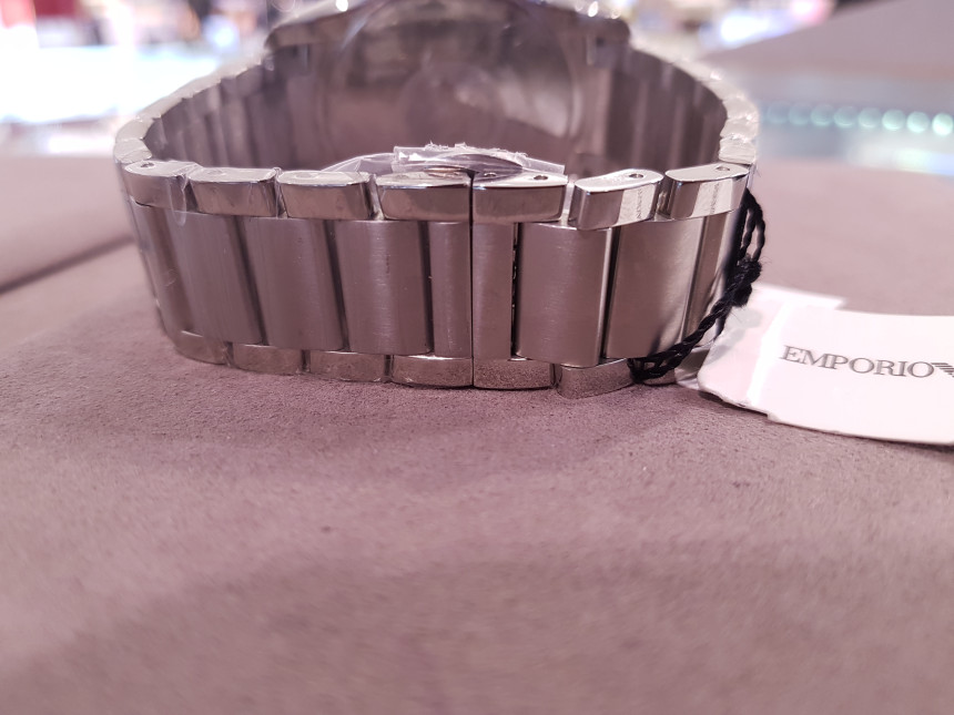 <b><p>Emporio Armani men tal clock AR11083 neat</p></b><b><p>エンポリオ アルマーニ 男性用 メタル 時計 AR11083 すっきりとした 豪華な</p></b><br /><br /><p align='center'>