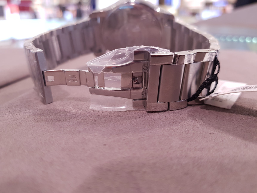 <b><p>Emporio Armani men tal clock AR11083 neat</p></b><b><p>エンポリオ アルマーニ 男性用 メタル 時計 AR11083 すっきりとした 豪華な</p></b><br /><br /><p align='center'>