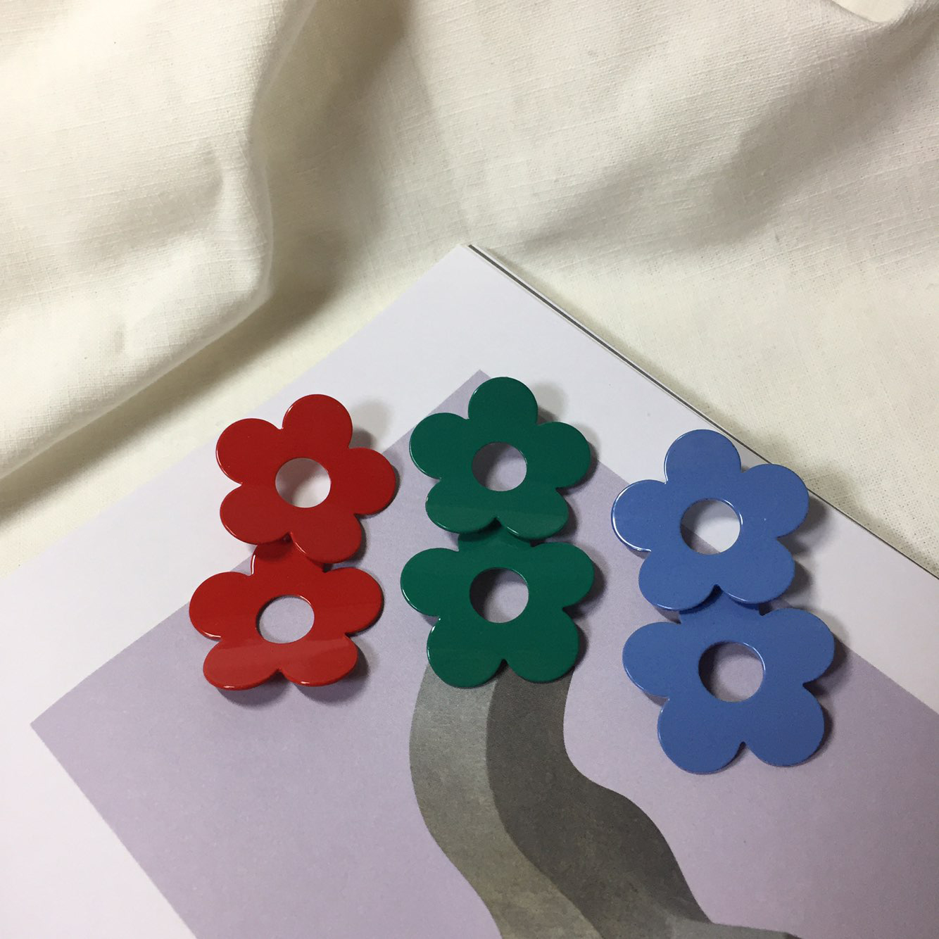 <b><p>flower Bold Fr Retro Kim Na Young st cor</p></b><b><p>フラワー ボールド 花 レトロ キム・ナヨン セント カラー ポイ ドロップ イヤリング</p></b><br /><br /><p align='center'>