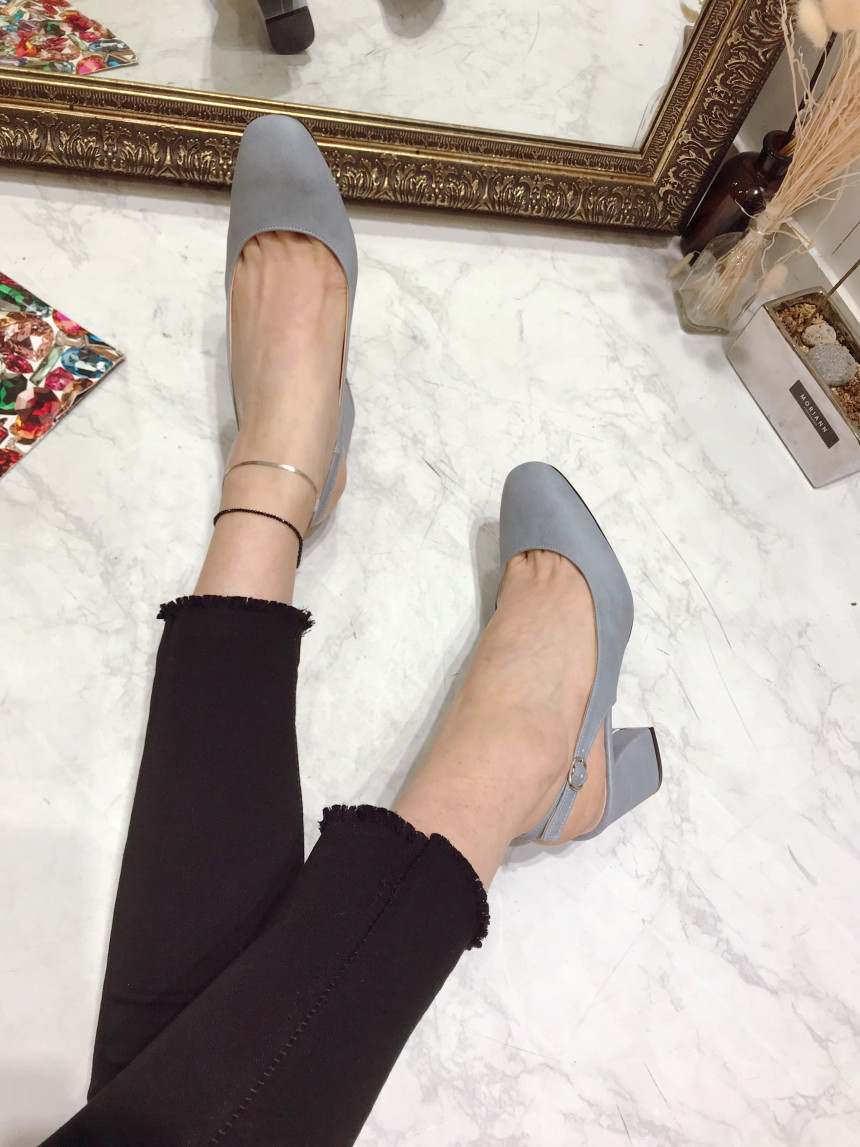 <b><p>Korean Specials Slim Squa nose Middle el</p></b><b><p>Korean特価 スリムな 正方形の鼻 ミドルヒール ングベクヒル 5cm、7cm</p></b><br /><br /><p align='center'>